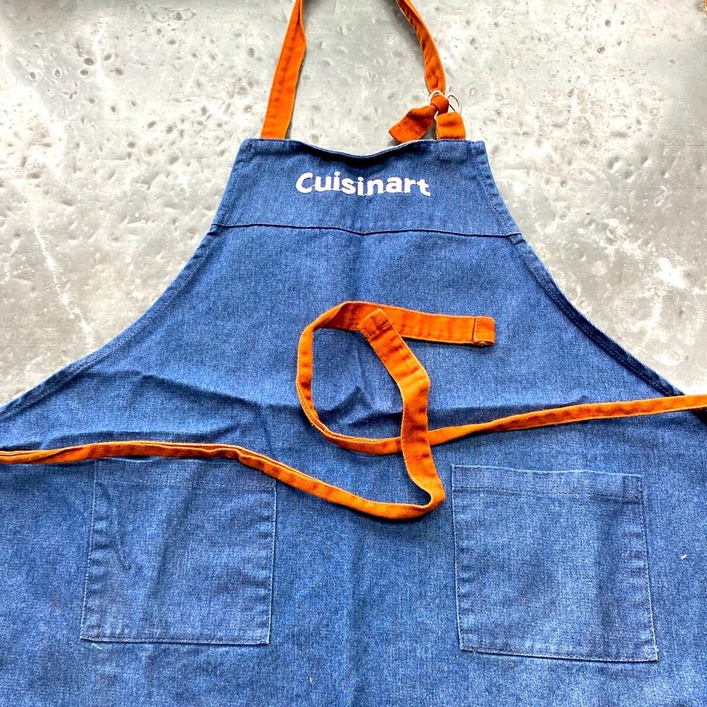 Cuisinart apron like new!!!